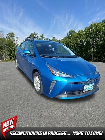 2020 TOYOTA PRIUS