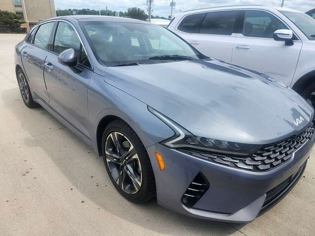 2022 KIA K5