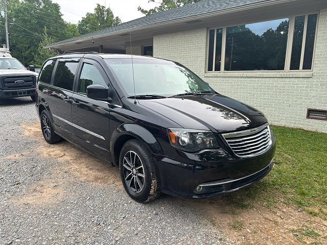 2012 CHRYSLER Town and Country