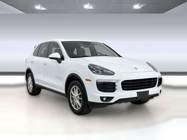 2016 PORSCHE Cayenne