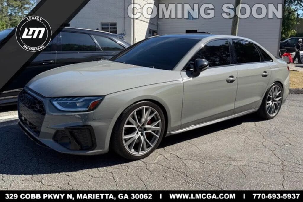 2022 AUDI S4