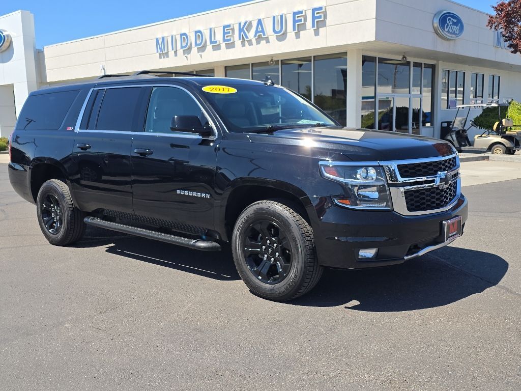 2017 CHEVROLET Suburban