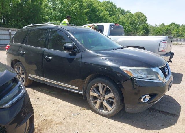 2013 NISSAN Pathfinder