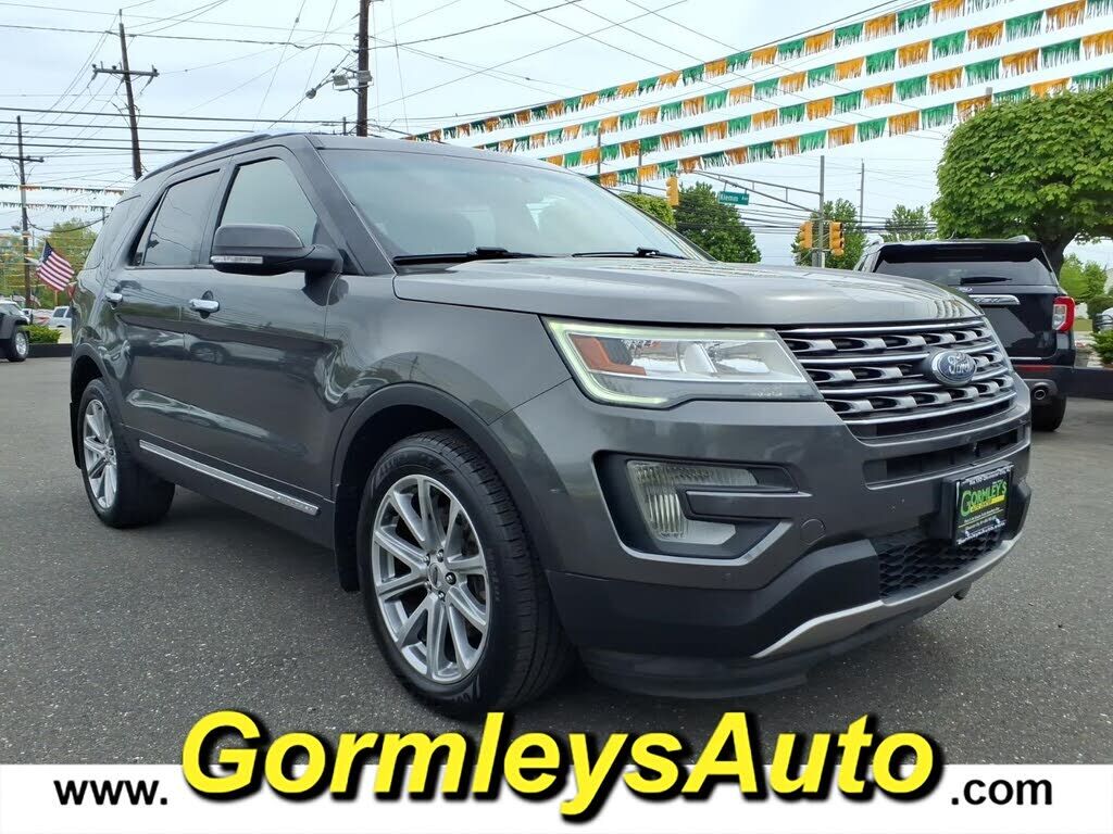 2017 FORD Explorer