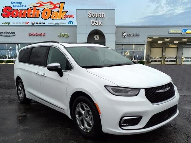 2023 CHRYSLER Pacifica