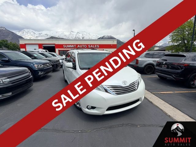 2016 TOYOTA Sienna