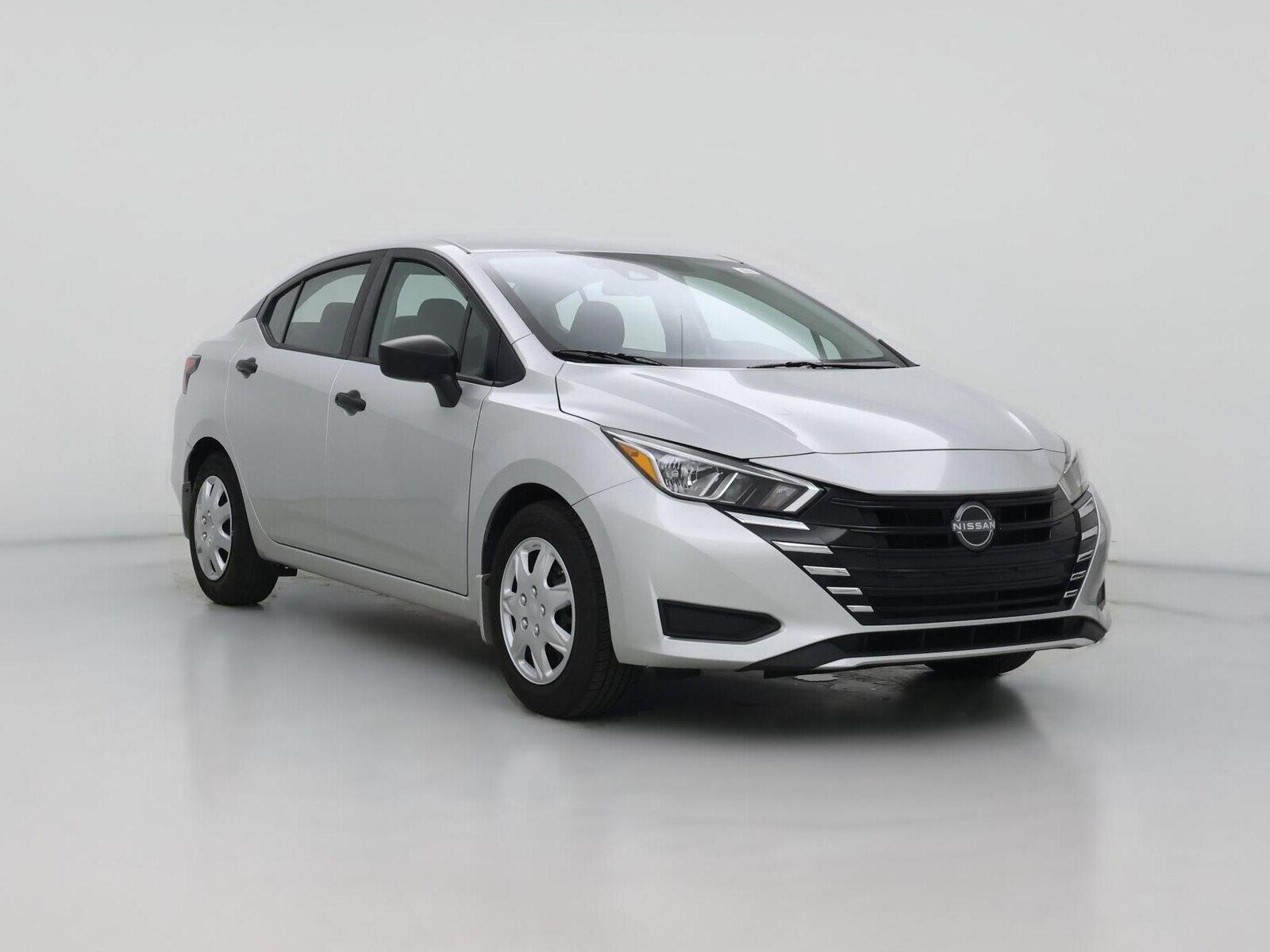 2024 NISSAN Versa