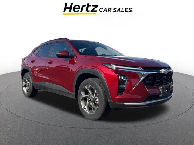 2025 CHEVROLET Trax