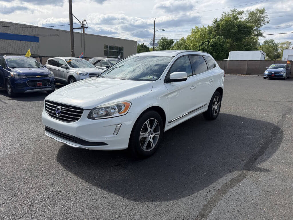 2015 VOLVO XC60