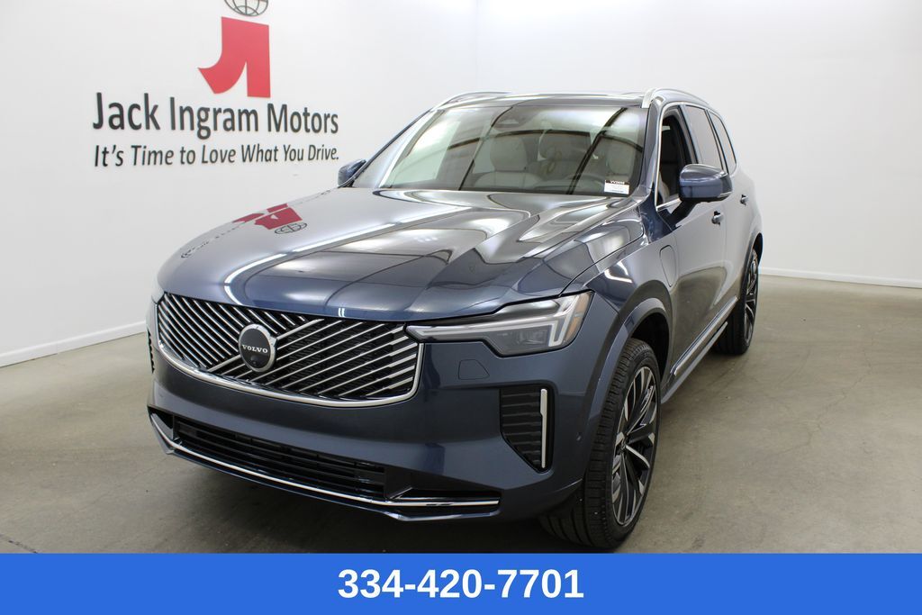 2026 VOLVO XC90