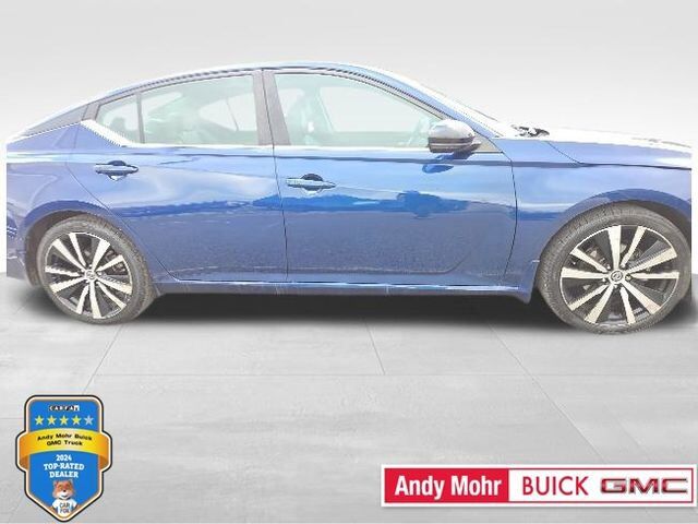2021 NISSAN Altima