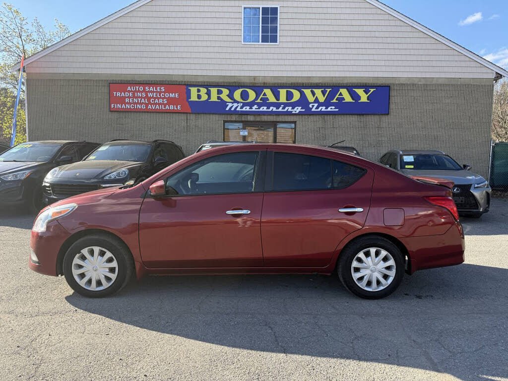 2016 NISSAN Versa