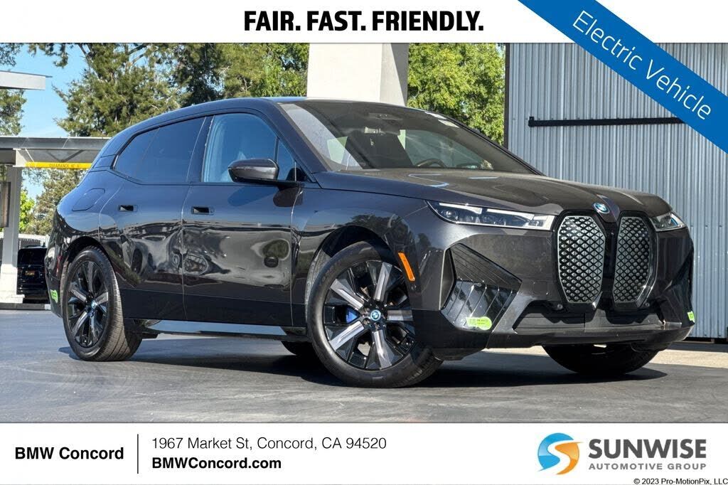 2023 BMW ix