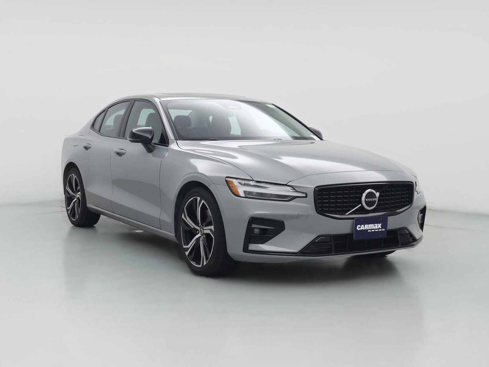 2024 VOLVO S60