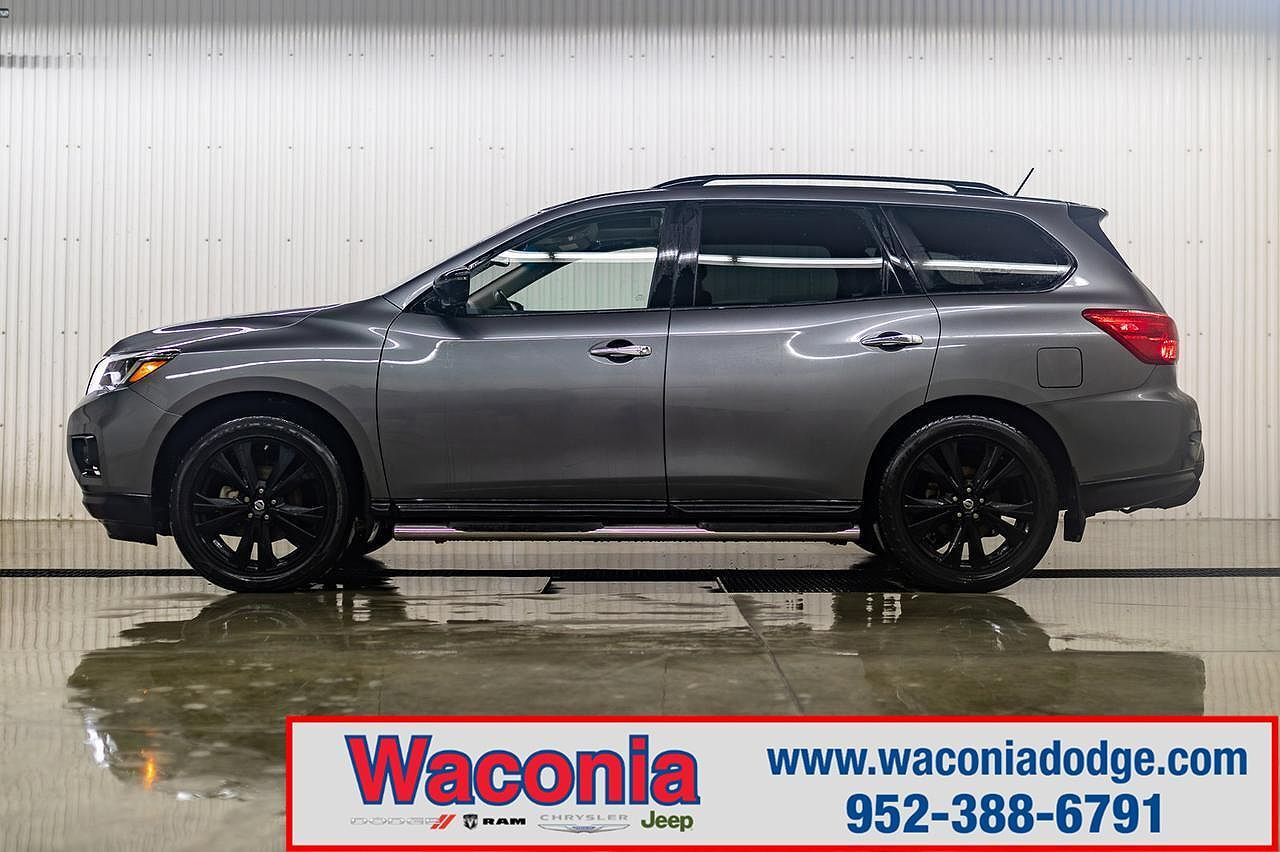 2018 NISSAN Pathfinder