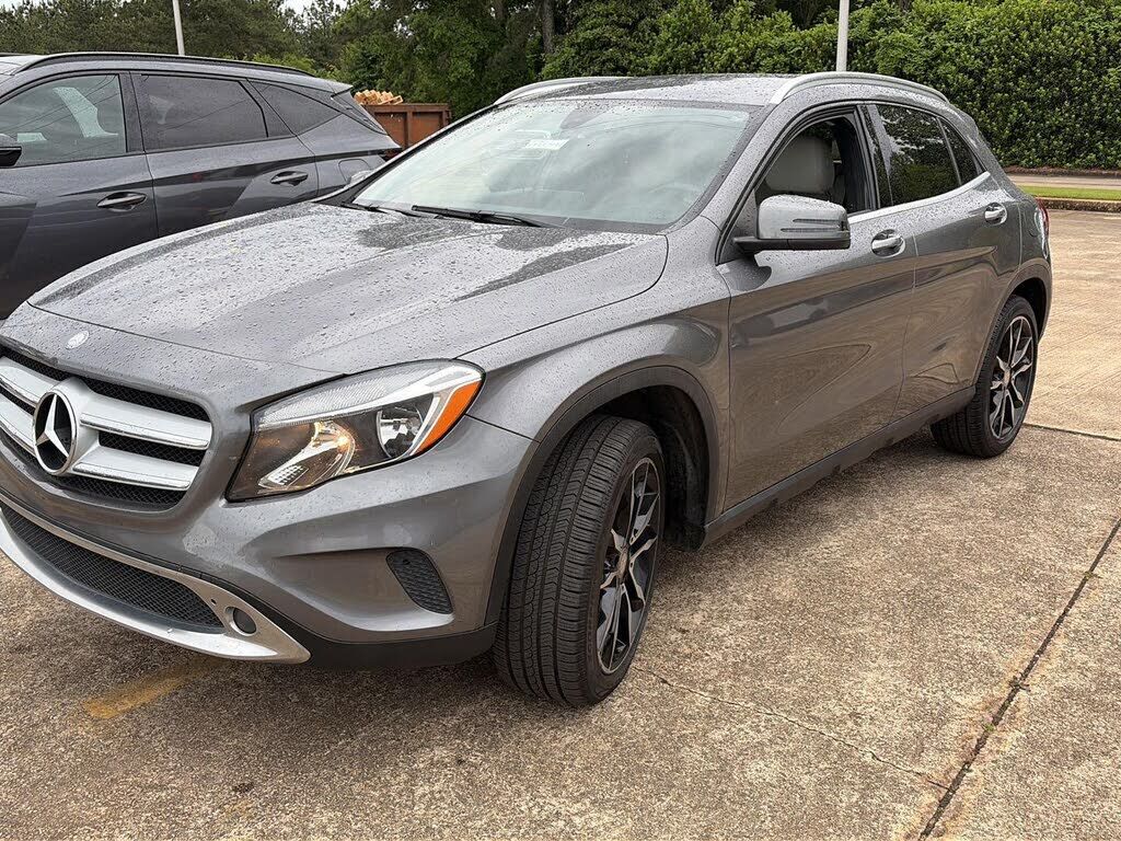 2017 MERCEDES-BENZ GLA-Class