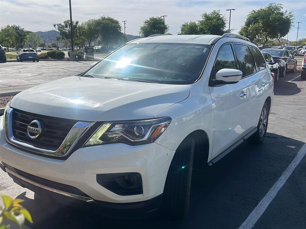 2019 NISSAN Pathfinder