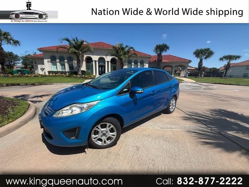 2013 FORD Fiesta