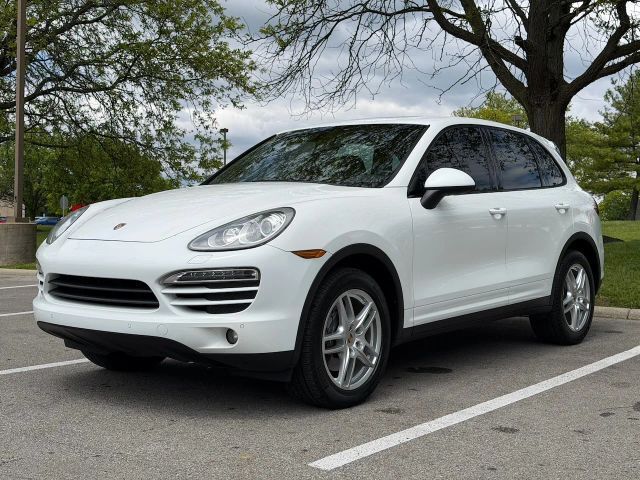 2014 PORSCHE Cayenne