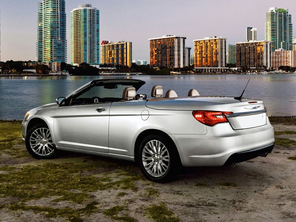 2012 CHRYSLER 200