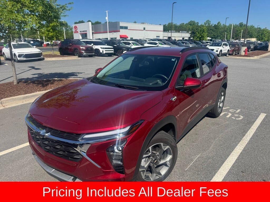 2024 CHEVROLET Trax