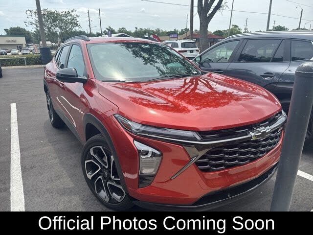 2024 CHEVROLET Trax