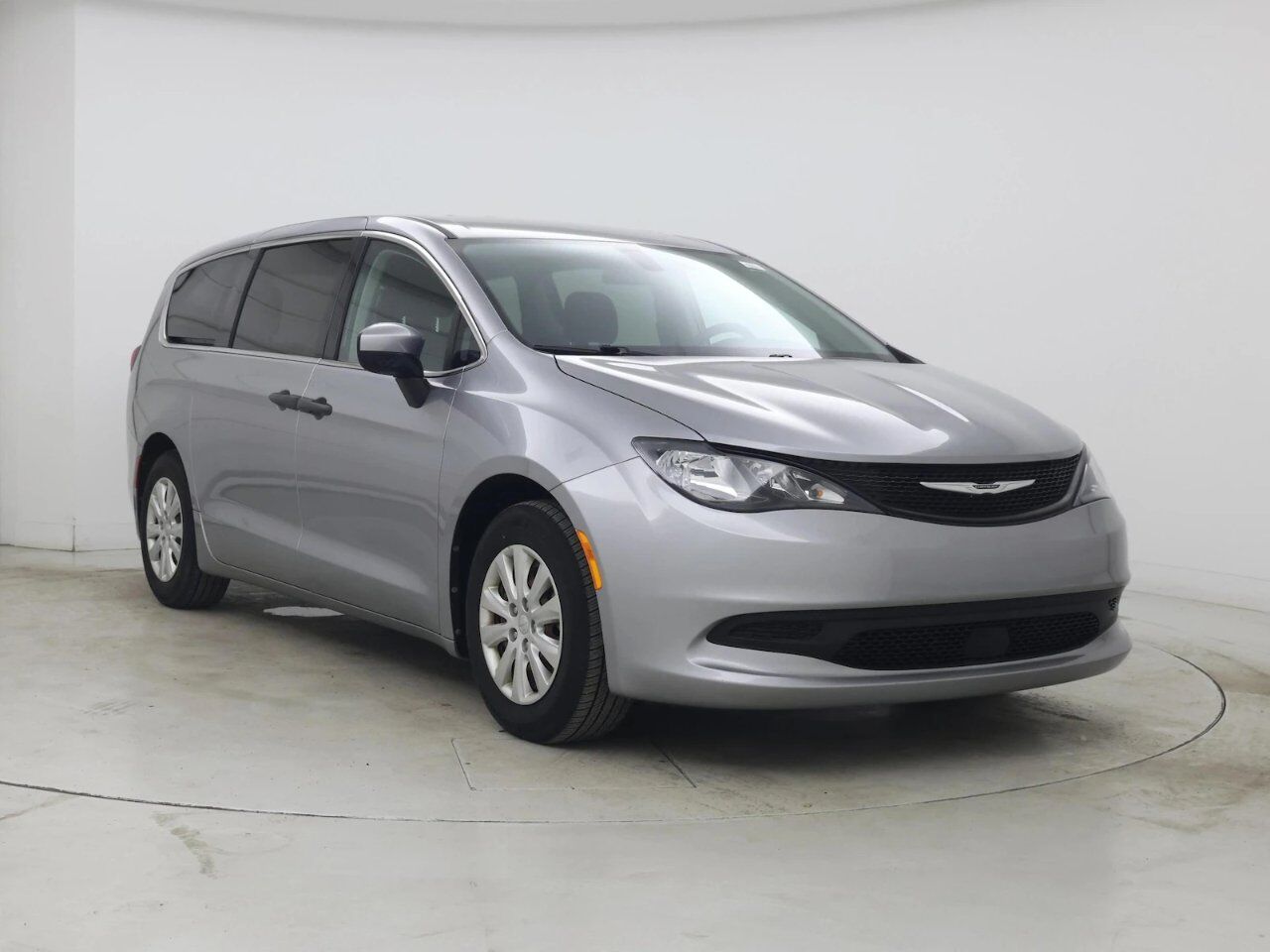 2022 CHRYSLER Voyager