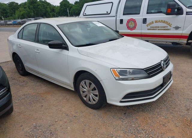 2016 VOLKSWAGEN Jetta