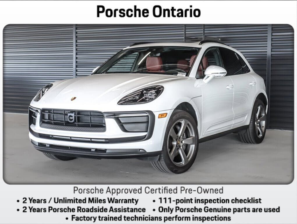 2024 PORSCHE Macan