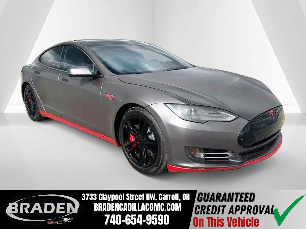 2015 TESLA Model S