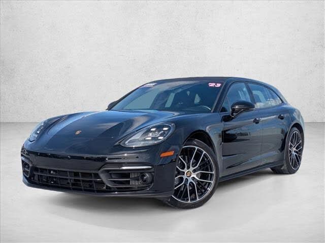 2023 PORSCHE Panamera
