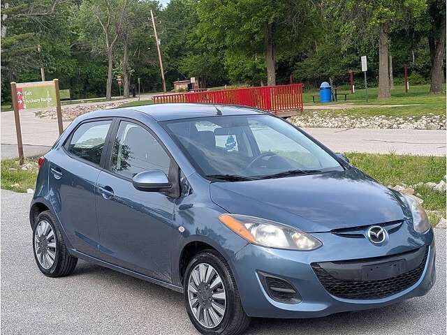 2014 MAZDA Mazda2