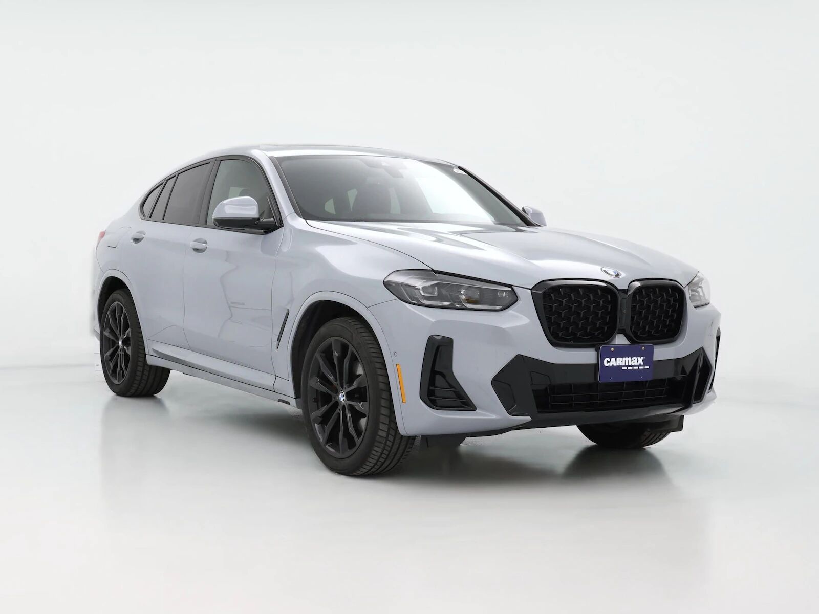 2023 BMW X4
