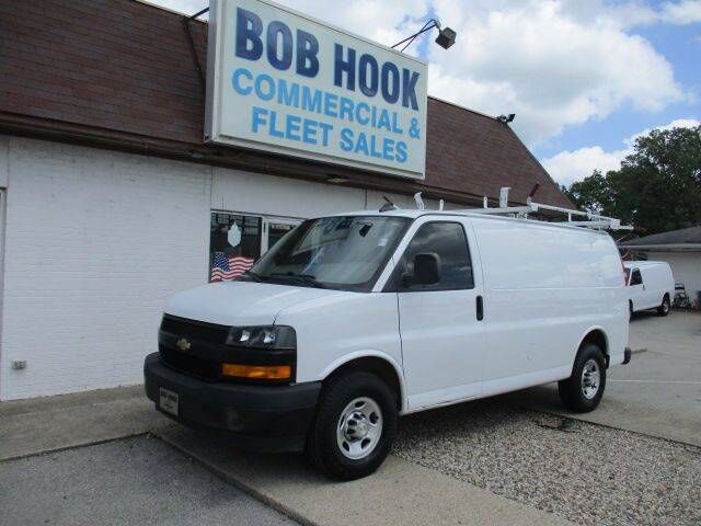 2020 CHEVROLET Express