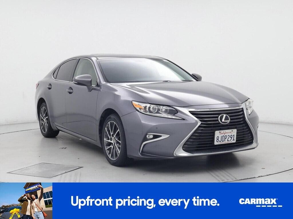 2016 LEXUS ES