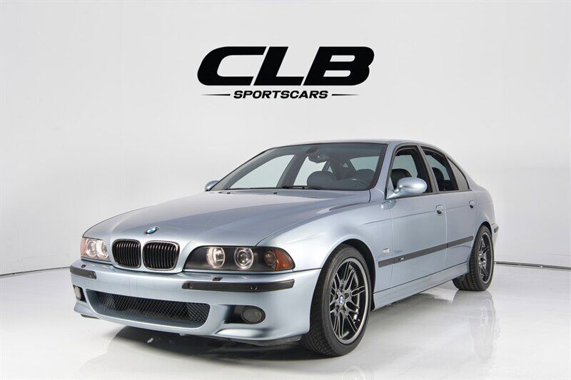 2002 BMW M5