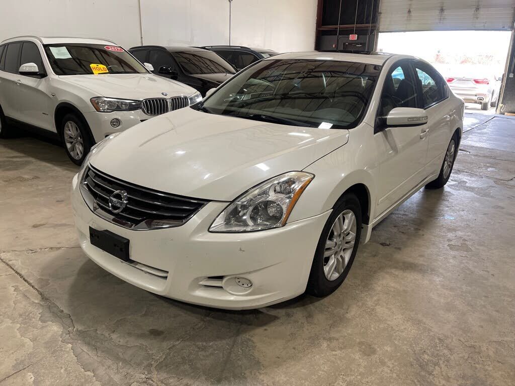 2011 NISSAN Altima
