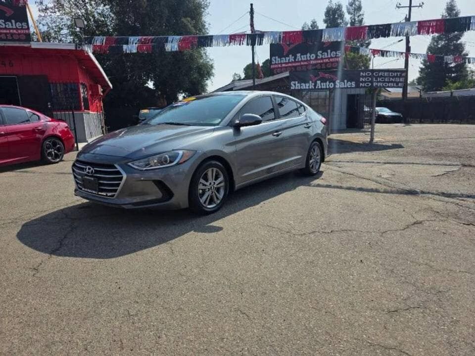 2018 HYUNDAI Elantra