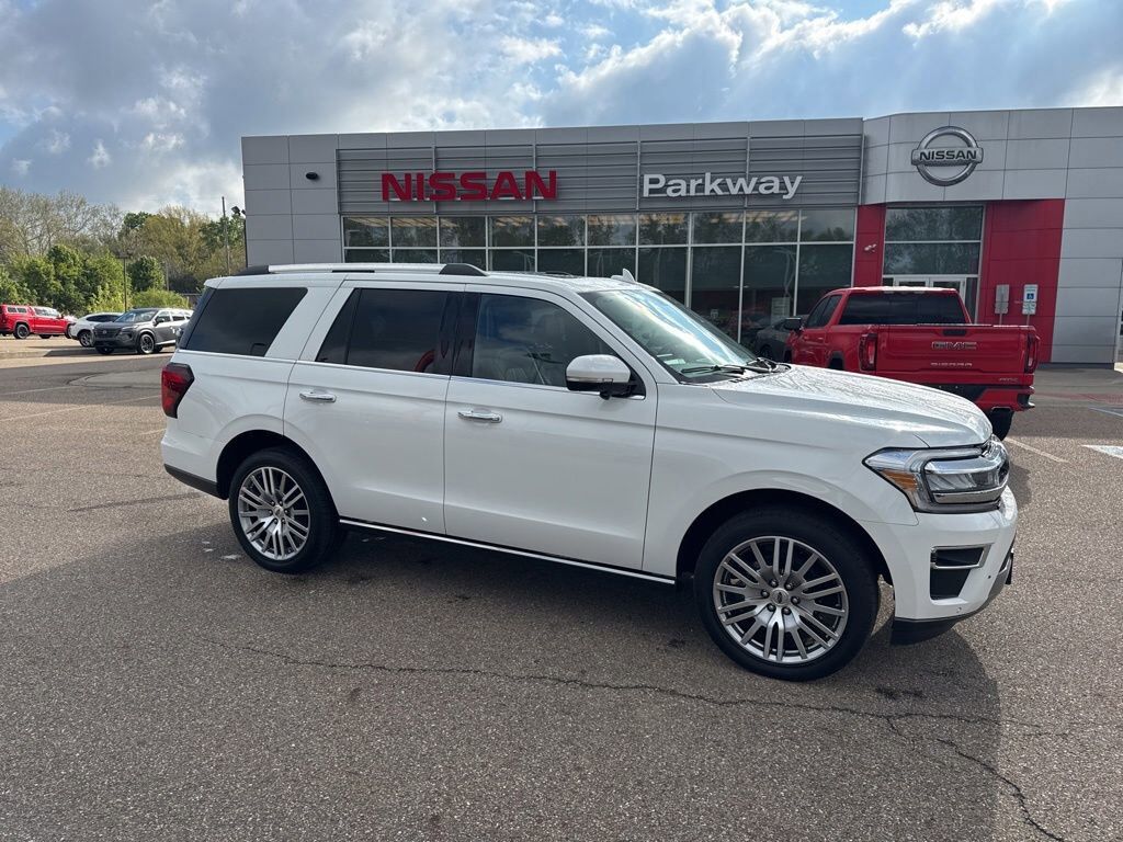 2023 FORD Expedition