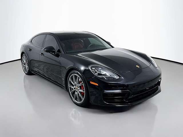 2022 PORSCHE Panamera