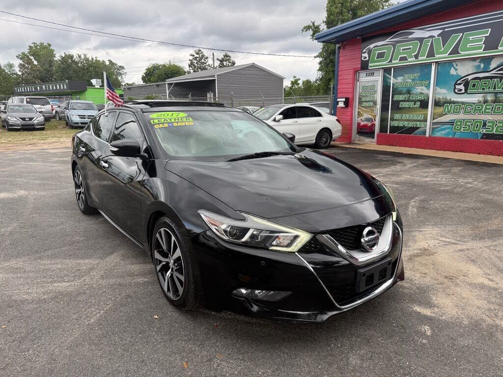 2017 NISSAN Maxima
