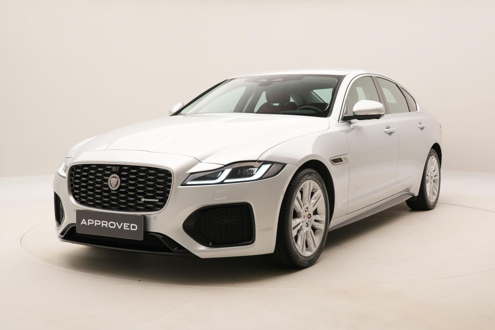 2021 JAGUAR XF