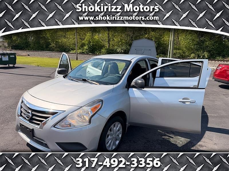 2015 NISSAN Versa