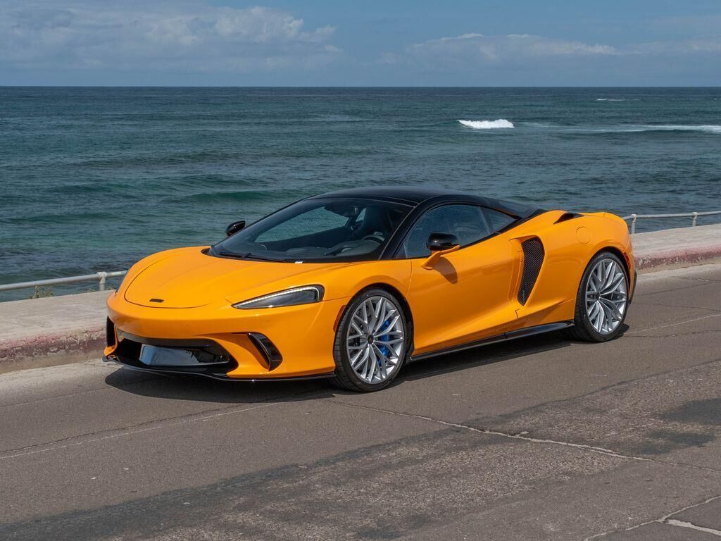 2026 MCLAREN GTS