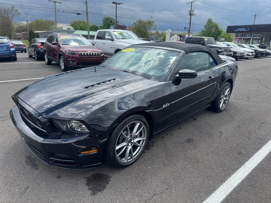 2013 FORD Mustang