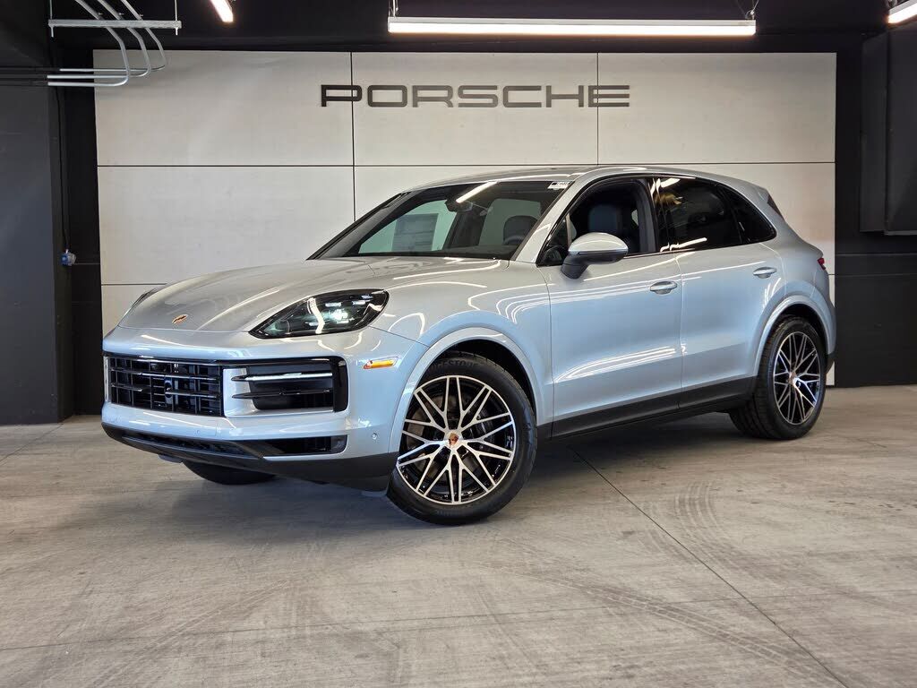 2026 PORSCHE Cayenne