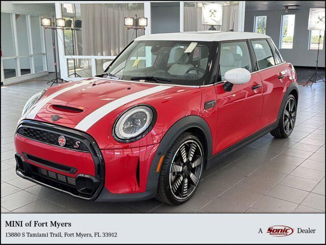 2024 MINI Hardtop