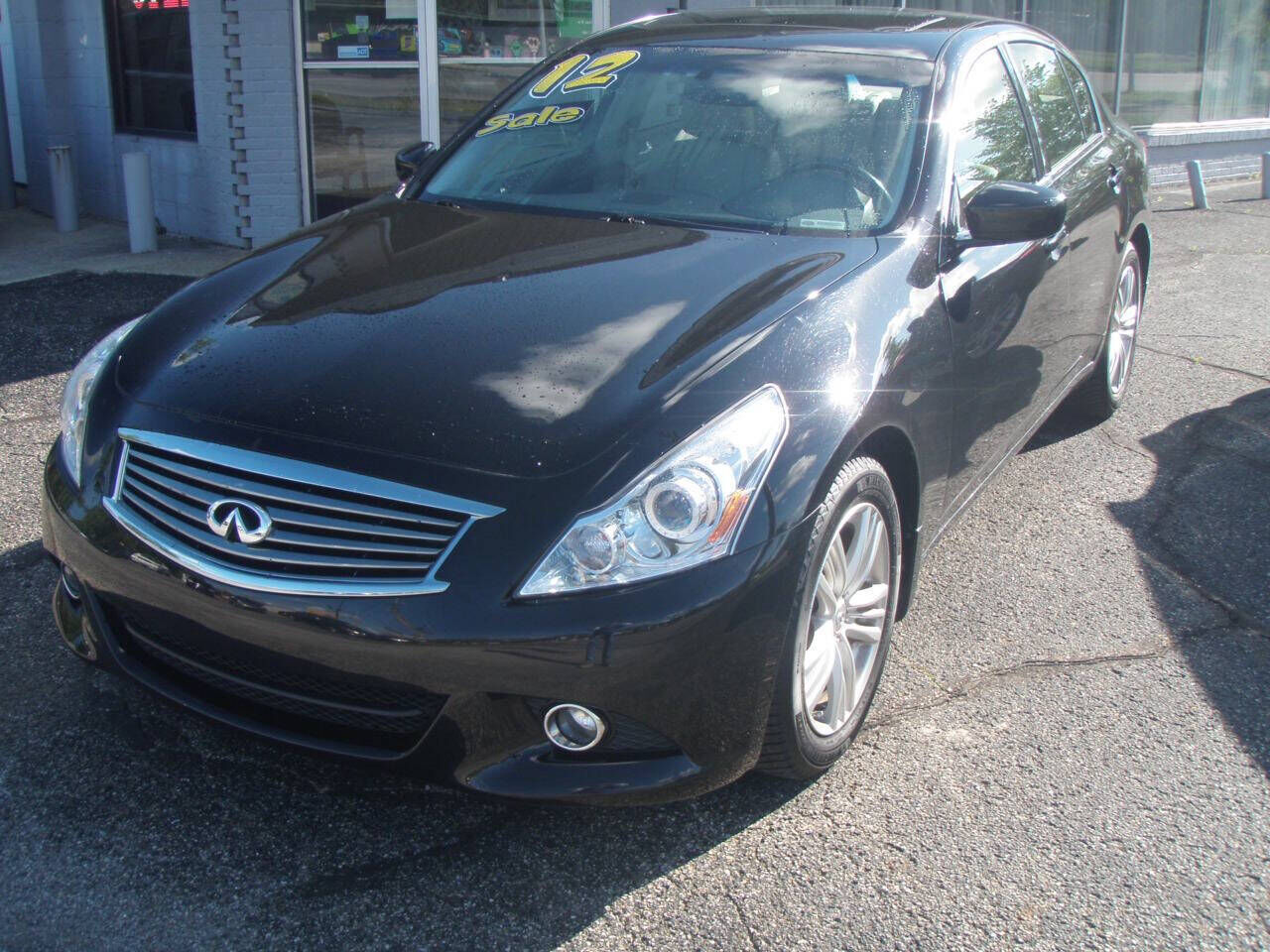2012 INFINITI G37