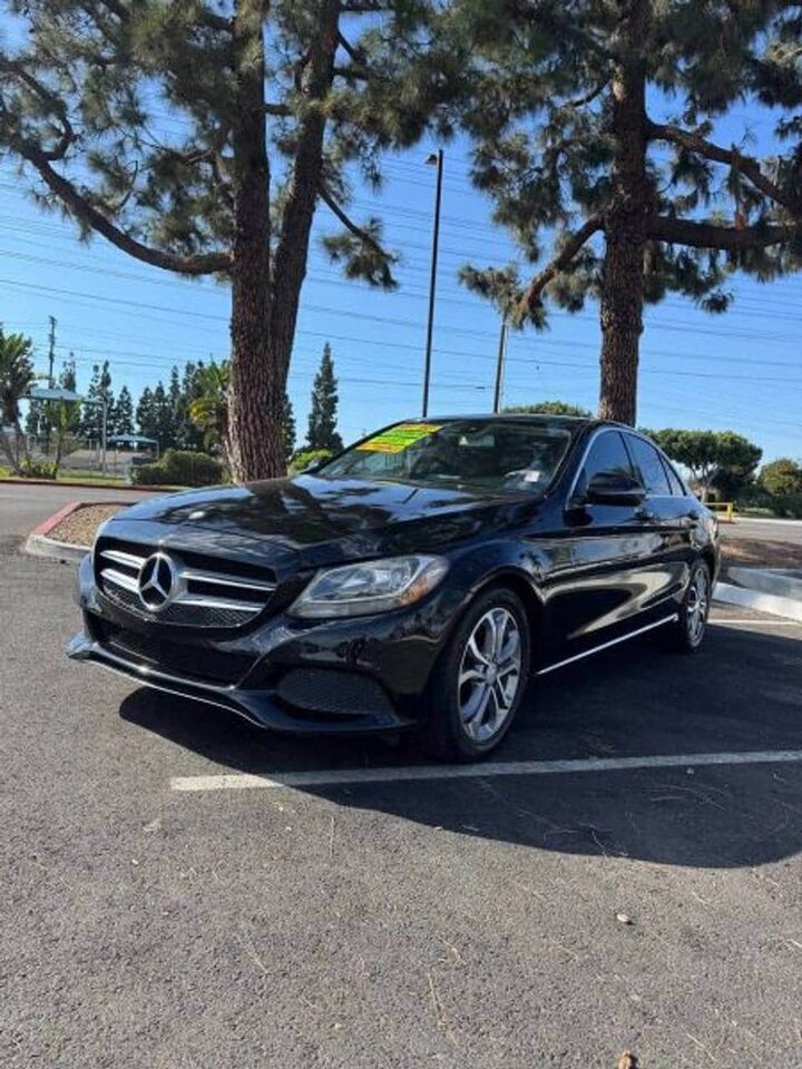 2016 MERCEDES-BENZ C-Class