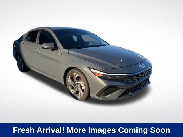 2024 HYUNDAI Elantra